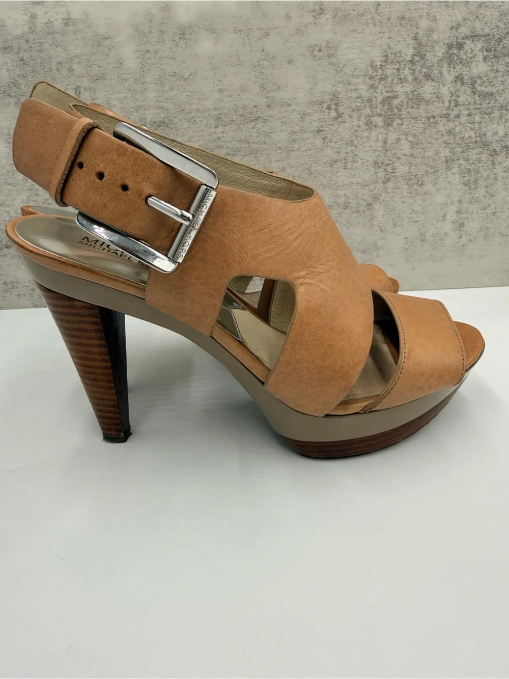 Michael Kors Carla Platform Sandals Women 8.5M Luggage Leather High Heels